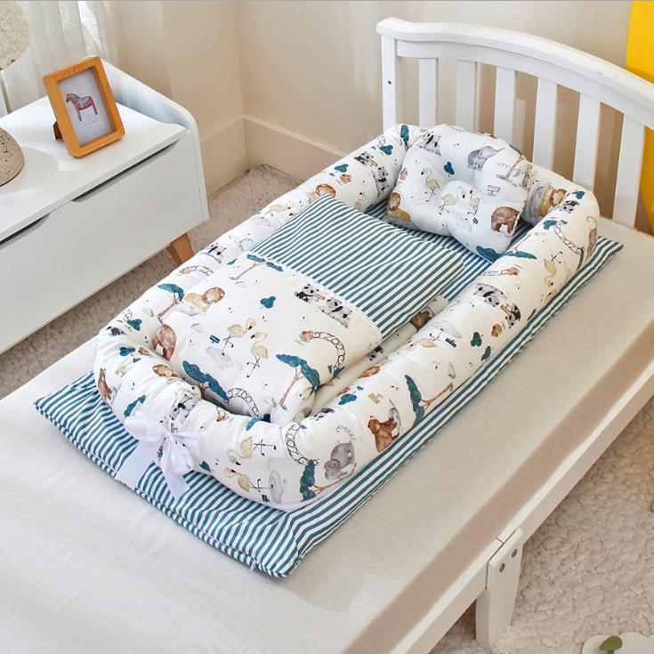 Infant Newborn Bed Baby Crib with Quilt PillowPortable Baby Nest